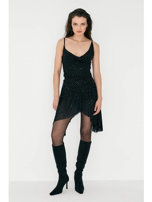 Grimelange MIENTO Kadın Asimetrik Kesim Tül Üzeri Taş Detaylı İçi Şort Astarlı Şık Mini Siyah Etek