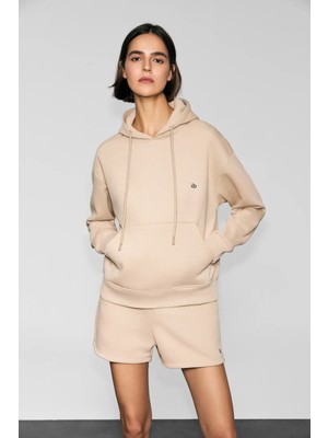 Urban Beat JINGSO Kadın Polarlı Yumuşak Kapüşonlu Kanguru Cepli Baskı Detaylı Vizon Sweatshirt