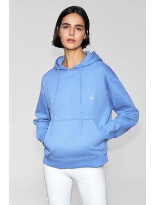 Urban Beat JINGSO Kadın Polarlı Yumuşak Kapüşonlu Kanguru Cepli Baskı Detaylı Mavi Sweatshirt