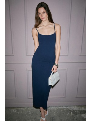 Grimelange GABBY Kadın Yumuşak Ve Esnek Kumaşlı Toka Detaylı Slim Fit Lacivert Elbise