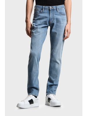Emporio Armani Pamuklu Slim Fit Düşük Bel Dar Paça Jeans Erkek Kot Pantolon EM000121 AF22800 MB003