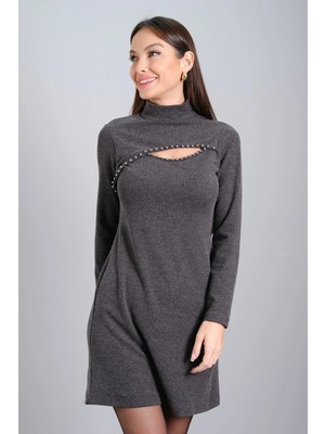 Sweetness Kadın Füme Dik Yaka Göğüs Dekolteli Uzun Kollu Örme Kumaş Elbise