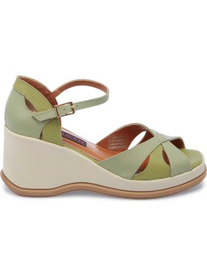 Tergan Yeşil Hakiki Deri Kadın Dolgu Topuklu Ayakkabı - K25Y1AY67904-G81