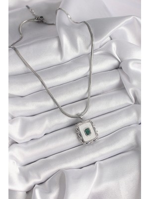 Moresun Buğz 316L Çelik Gümüş Renk Italyan Zincir Beyaz Sedefli Kare Portre Model Zümrüt Taş Detay Kadın Kolye - Buğz