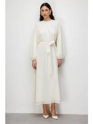Mizalle Balon Kollu Kuşaklı Ekru Maksi Şifon Elbise