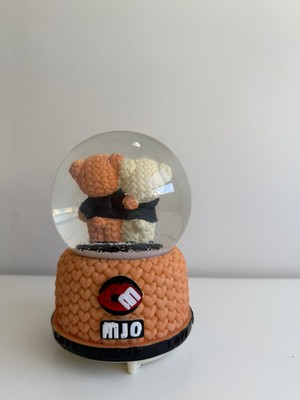 Bumelo Ayıcıklar Büyük Boy Işıklı,müzikli Püskürtmeli Kar Küresi