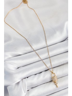 Alvo Store Buğz 316L Çelik Zirkon Taşlı Kilit ve Sallantılı Anahtar Model Gold Renk Kadın Kolye - Buğz