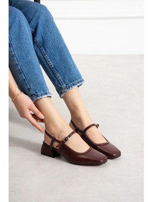 Shoetek Beatta Kadın Topuklu Bilekten Bantlı Kalın Topuklu Babet  Bordo Deri