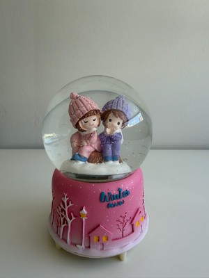 Bumelo Kış Kız ve Erkek Büyük Boy Işıklı,müzikli Püskürtmeli Kar Küresi
