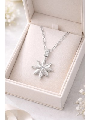 Alvo Store Buğz Zirkon Taşlı Yıldız Figürlü Gümüş Renk Ataç Zincir Çelik Kolye Model 15 – Kararmaz, Modern ve Şık Tasarım