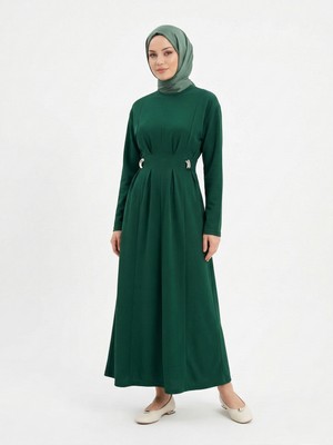 Foremia Önü Pensli Kuşak Aksesuar Detay Elbise-Zümrüt Yeşili -