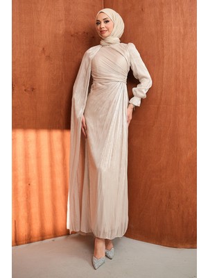 İmaj Butik Krem Pelerin Detaylı Drapeli Taşlı Abiye