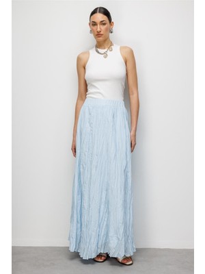 Mizalle Kırışık Görünümlü Saf Pamuk Açık Mavi Maksi Etek