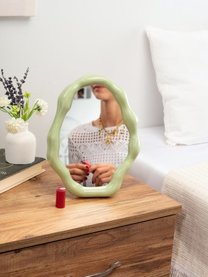 Özbience Parlak Yeşil Modern Bulut Formu Makyaj ve Takı Aynası, Duvar Dekoru