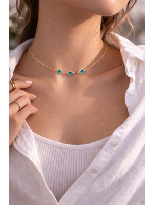 Liora De Mar 3 Taşlı Minimal Choker Kolye