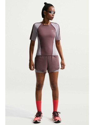 Nike Swift Dri-Fıt 2’si 1 Arada Kadın Spor Koşu Şortu
