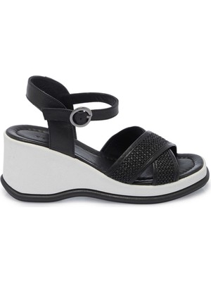 Tergan Siyah Hasır - Deri Kadın Sandalet - K25Y1SN68055-A23