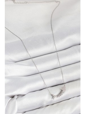 VeraGlobe Buğz Pirinç Zirkon Taşlı Balık Kılçığı Model Gümüş Renk Kadın Kolye - Buğz