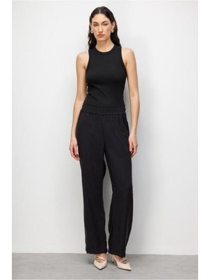 Mizalle Modal Dokulu Lastikli Siyah Rahat Pantolon