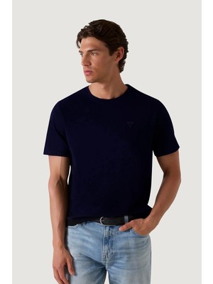 Guess Bisiklet Yaka Kısa Kollu Küçük Yamalı Pamuklu Modal Erkek Lacivert T-Shirt M6GI21K3053-G7V2
