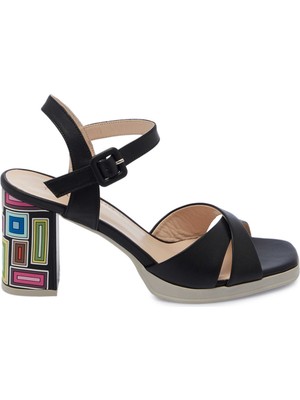 Tergan Siyah Hakiki Deri Kadın Topuklu Ayakkabı - K25Y1AY68082-A23