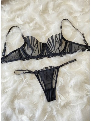 Feenia Swordy Siyah Tül Üzeri Işlemeli Sütyen Takım