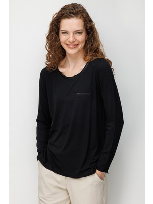 Desen Triko Kadın Sıfır Yaka Cebi Saten Şeritli Penye Bluz 26832 Siyah