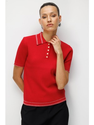 On Kadın Yakası Düğmeli Kumaşı Desenli Bluz 10304 Kırmızı