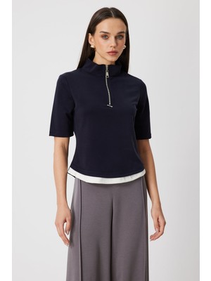 On Kadın Yakası Fermuarlı Kısa Kollu Bluz 76305 Lacivert