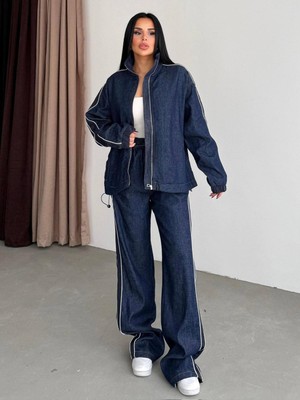 by Eylül Ertürk Beyaz Şerit Detaylı Lacivert Kot Pantolon