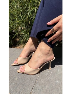 Akça Shoes Bej Topuklu Terlik