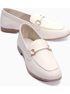 Mubiano Kadın Hakiki Deri Babet Metal Aksesuar Detaylı Loafer Nalora Bej