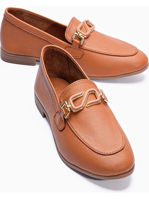 Mubiano Kadın Hakiki Deri Babet Metal Aksesuar Detaylı Loafer Sorina Taba