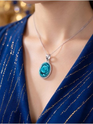 Anka Select Vintage Tasarım Turkuaz Doğal Taş Görünümlü Oval Kolye Ucu – El Işçiliği Işlemeli Gümüş Renk Çerçeveli Kadın Kolye Ucu