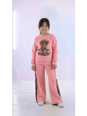 Arya Nisa Kids Kız Çocuk Pamuklu Leopar ve At Kuyruğu Saç Baskılı Uzun Kollu Bol Paça Eşofman Takımı