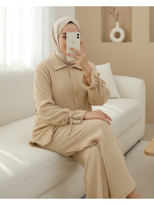 Modamorfo Top Düğmeli Kolu Bağcıklı Krinkıl Takım -Bej