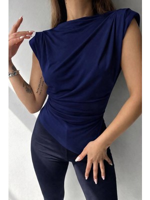 Ecenin Favorileri Lacivert Vatkalı Pileli Kadın Bluz