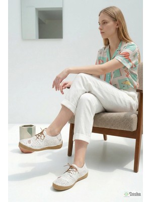 Mammamia Kadın Yumuşak Hakiki Deri Ortopedik Spor Tarz Yazlık Ayakkabı M27YA/7550