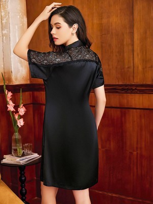 Beruflic Giyim Özel Tasarım Dantel Işlemeli Şık Göğüs Dekolteli Yırtmaçlı Sabahlıklı 2'li Siyah