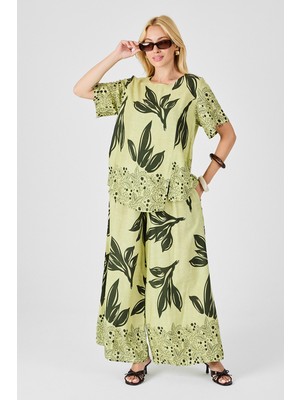 Bacc Zeytin Yeşili Yaprak Desenli Oversize Bluz ve Bol Paça Pantolon Takım BCVL-254029