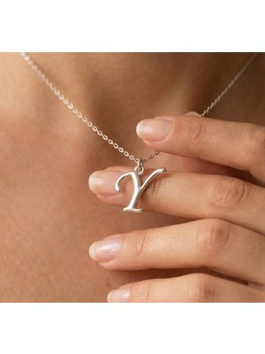 Ashak Accessories Kadın 925 Ayar Gümüş Zincirli Y Harfi Classic Baş Harfli Harf Alfabe Isim Kolye