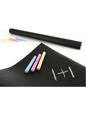 Marsilyan Duvara Yapışan Kara Tahta