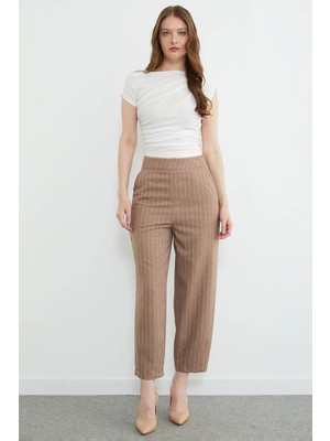 FullaModa Çizgili Fermuarlı Pensli Cepli Pantolon