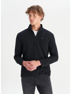 Wrangler Dik Yaka Siyah Erkek Sweatshırt TW2520532001 Siyah Sweatshirt