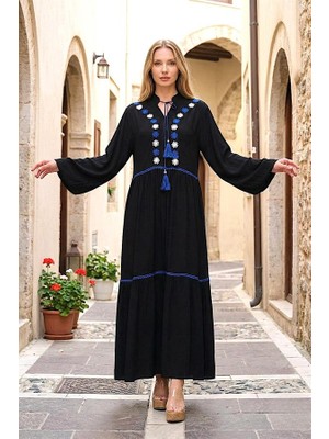 Modanı Seç Siyah Balon Kollu Önü Nakışlı Püsküllü Eteği Kat Kat Uzun Elbise