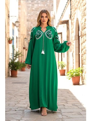 Modanı Seç Yeşil Göğsü ve Kolları Nakışlı Püsküllü Balon Kol Uzun Elbise