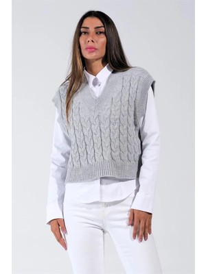 Modanı Seç Gri V Yaka Crop Saç Örgü Triko Süveter