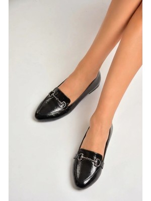 Fox Shoes Y290110008 Siyah Rugan Toka Detaylı Günlük Kadın Babet