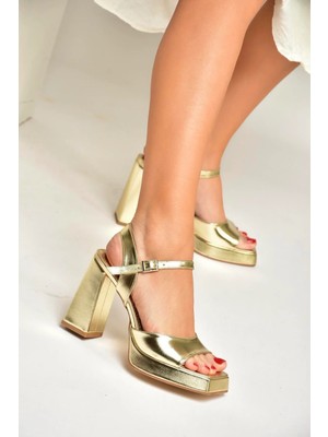 Fox Shoes Y246055009 Altın Kalın Platform Topuklu Abiye Ayakkabı