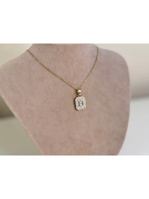 Eredka Zirkon Taşlı ''b'' Harf Kolye Kararma ve Paslanmaya Dayanıklı Çelik